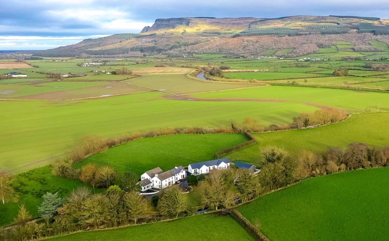 Willow House Bed & Breakfast And Orchard Studios Self Catering Limavady Εξωτερικό φωτογραφία